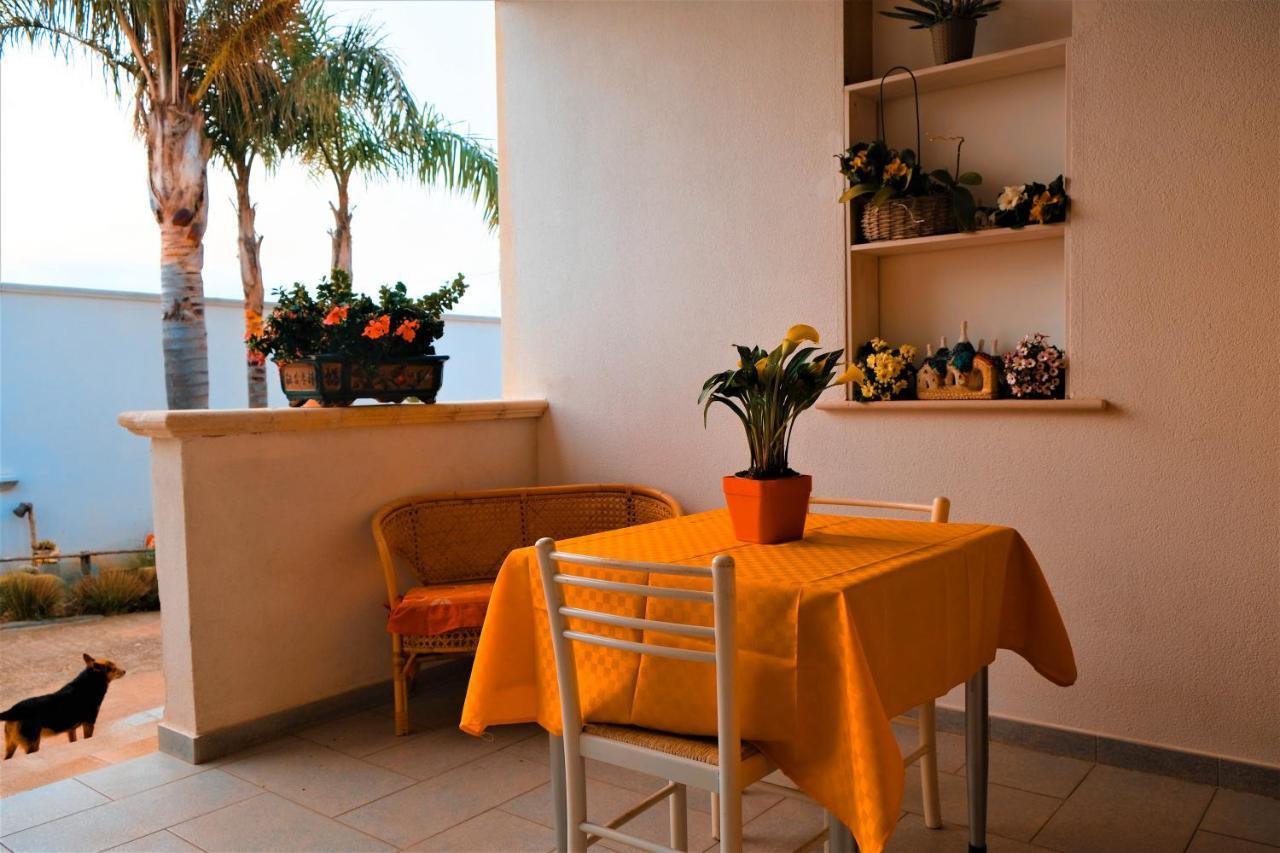Da Casa Tiziana Hotell Porto Cesareo Exteriör bild