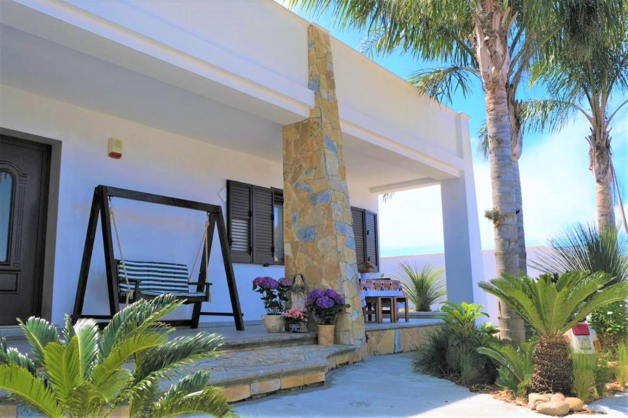 Da Casa Tiziana Hotell Porto Cesareo Exteriör bild