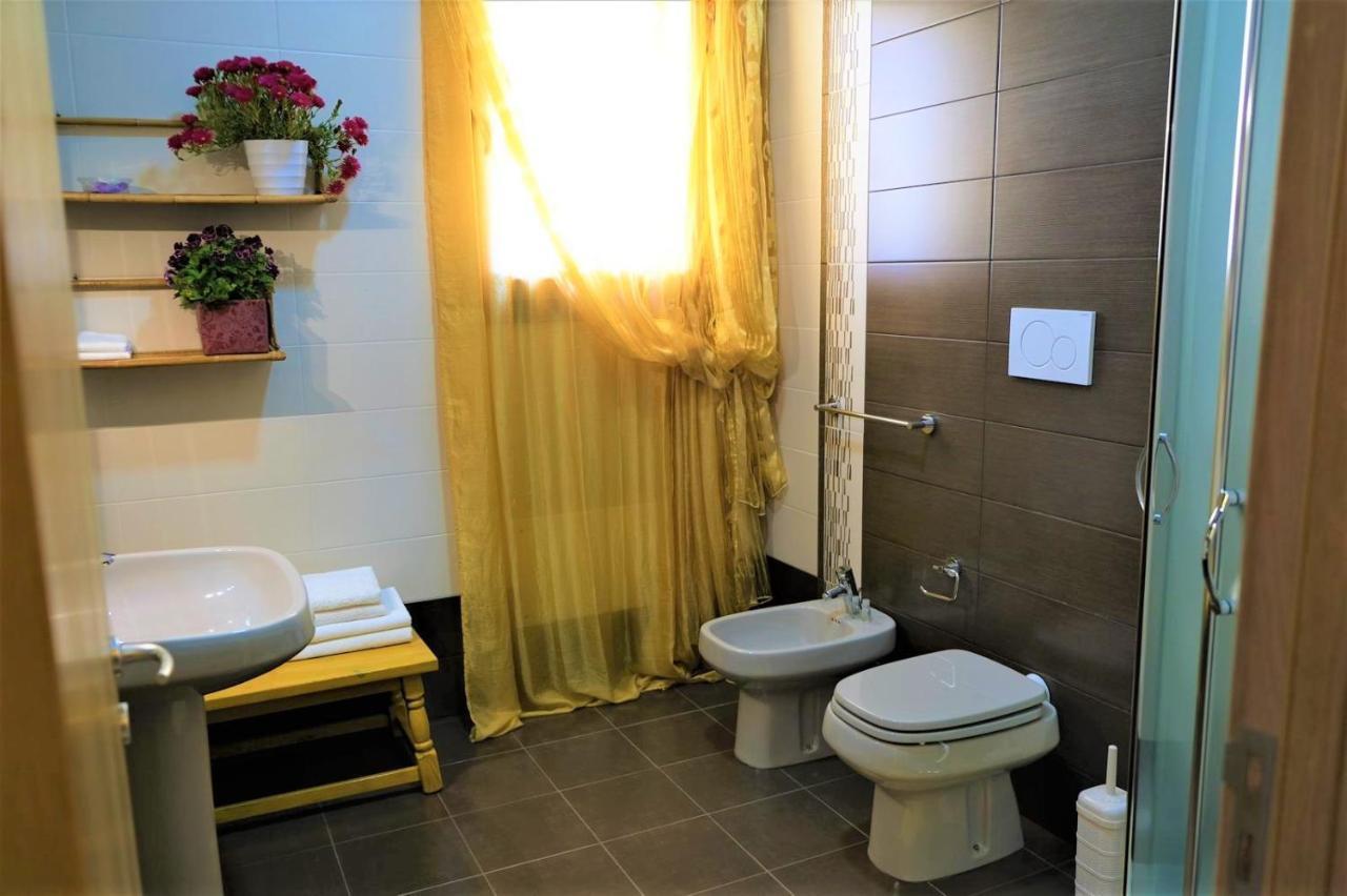 Da Casa Tiziana Hotell Porto Cesareo Exteriör bild